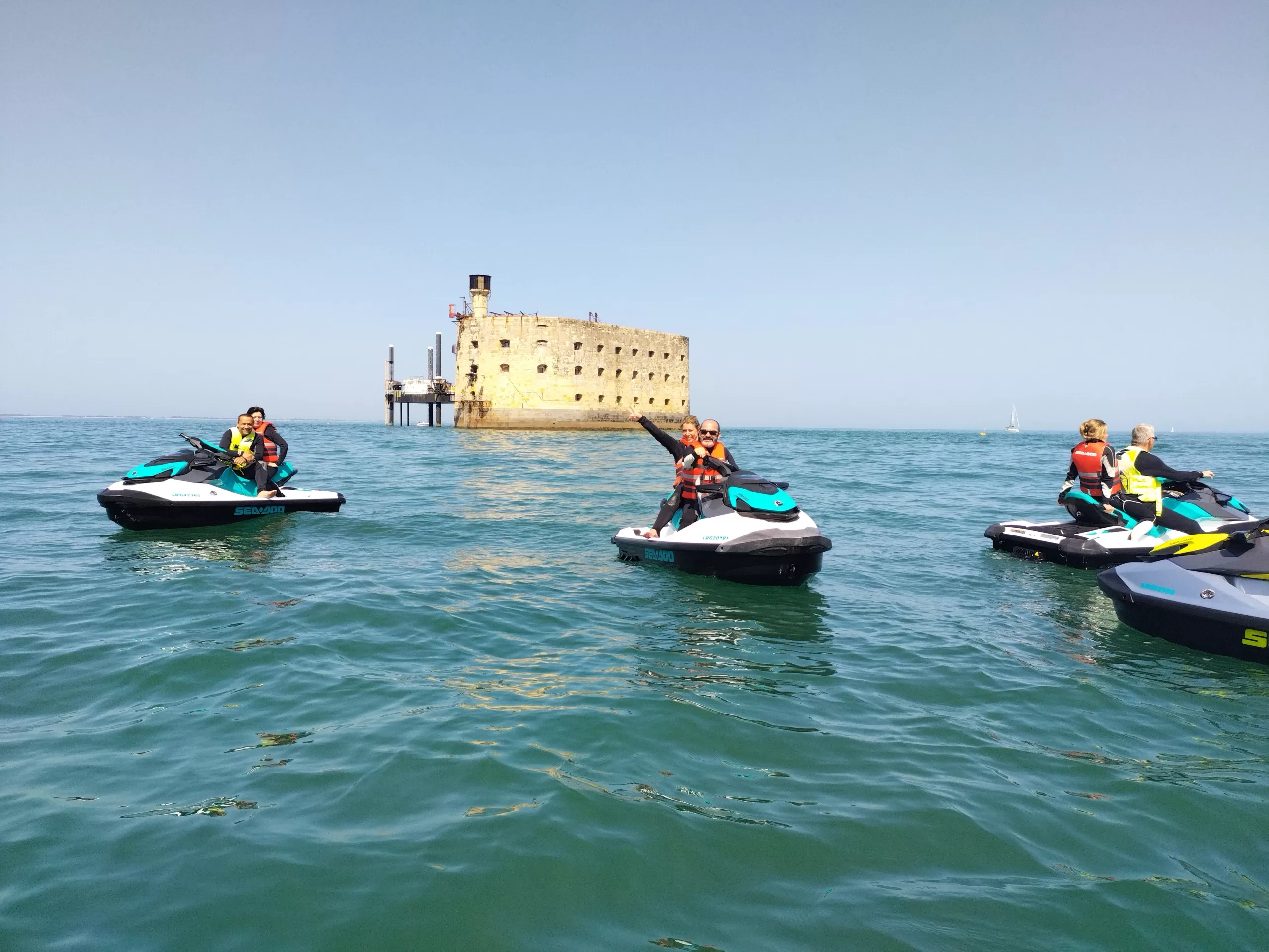 scooter des mer La Rochelle chatelaillon au fort Boyard